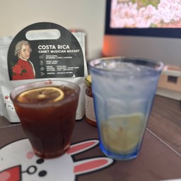 Mozart Honey Lemon ( เลม่อนน้ำผึ้งหอมๆๆ )