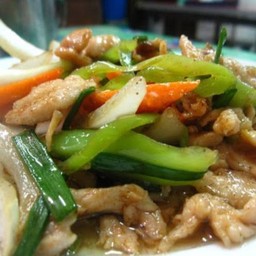 ข้าวผัดพริกสด