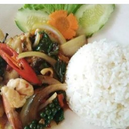 ผัดขี้เมาราดข้าว
