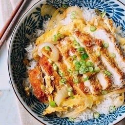 ข้าวคัตสึด้งไก่