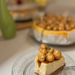 Macadamia  caramel cheese cake