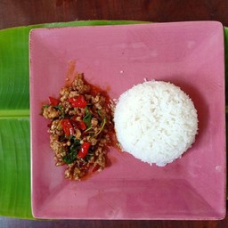 กะเพราหมูสับ