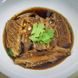 ก๋วยเตี๋ยวเนื้อโกเบ (Kobe beef with noodles)