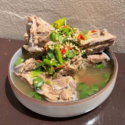 เล้งแซ่บเผ็ดเด้อ Spicy pork bone soup (Leng)