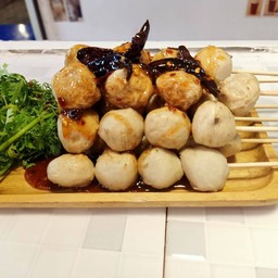 คุณหญิงแซ่บซี๊ดกับคุณชายหวานเย็น