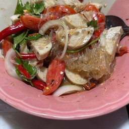 ยำวุ้นเส้น ไก่ยอ ฮอทดอก ปูอัด