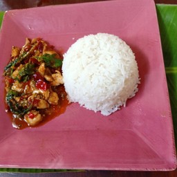 กะเพราหมูชิ้น