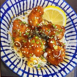 ข้าวหน้าไก่คาราเกะ ซอสเทอริยากิ