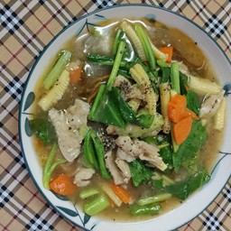 ราดหน้าหมูหมัก