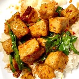 กระเพราหมูยอสูตรเวียดนาม ( เป็นกับข้าว )