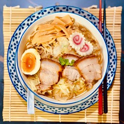 ราเม็งมิโซะไข่ดองโชยุหมูชาชู(MisoChashuRamen)