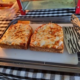 ปังพิชช่าหน้าชีส