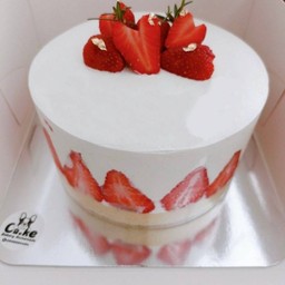 เค้กสตอเบอรี่ 1ปอนด์