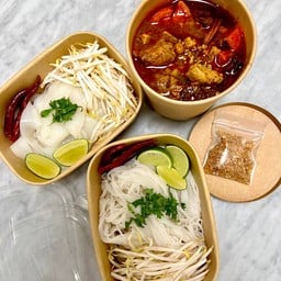 JUJU’s สุกี้แห้ง 1