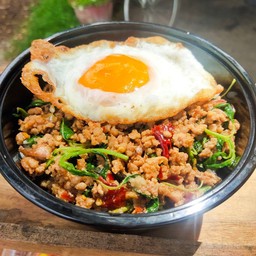 วันวิสาหมูปิ้ง