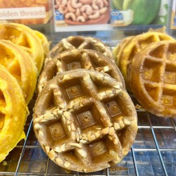 วาฟเฟิล-เม็ดมะม่วง