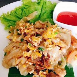 ก๋วยเตี๋ยวคั่วไก่