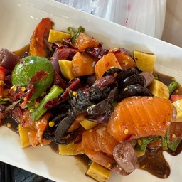 เหลาแซลมอน