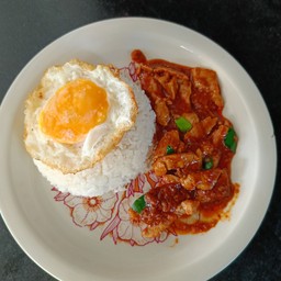 พริกแกงหมู+ไข่ดาว