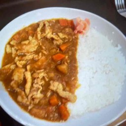 ข้าวแกงกะหรี่หมูสไลด์.