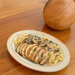 White Sauce chicken pasta