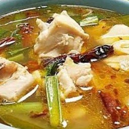 ต้มแซ่บไก่