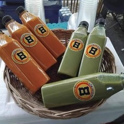 Made to Order, Traditional Boat Noodles, Southern Tea, Thai Tea, Coffee Main Branch