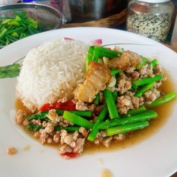 หน่อไม้ฝรั่งหมูสับ