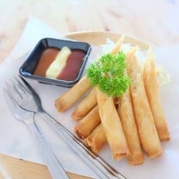 ครัวเด็กอ้วน - Dekauan’s Kitchen จอมทอง
