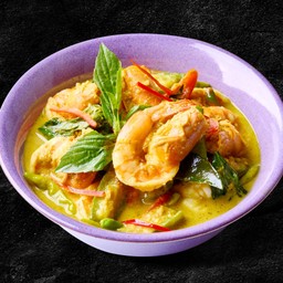 แกงเขียวหวานกุ้งพริกขี้หนู