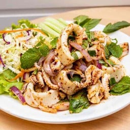 ลาบปลาหมึก