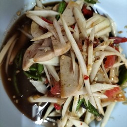 ตำปูปลาร้าหมูยอ