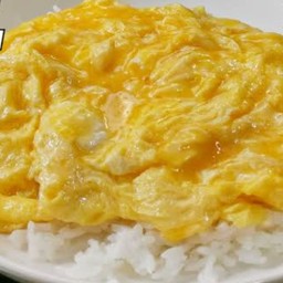 ข้าวไข่ข้น