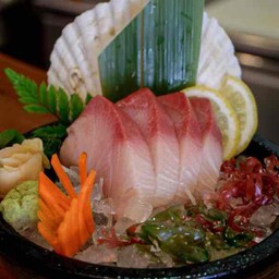 ฮามาจิซาซิมิ.