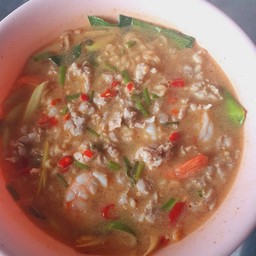 มาม่าต้มยำกุ้ง+หมูสับ