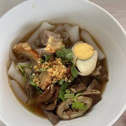 ก๋วยจั๊บน้ำข้นสูตรโบราณธรรมดา