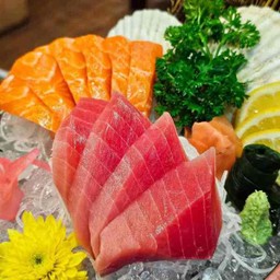 แซลมอน ทูน่า ซาซิมิ