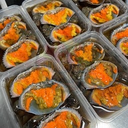 ปูไข่ดองน้ำปลาสามพี่น้อง