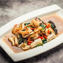 ผัดขี้เมา