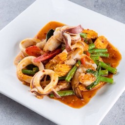 ทะเลรวมผัดพริกเผา