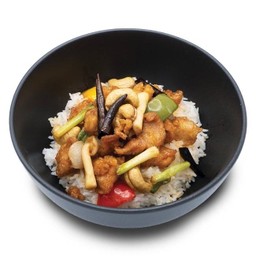 ข้าวไก่ผัดเม็ดมะม่วงหิมพานต์