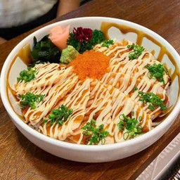 ข้าวหน้า ปลาแซลมอนอาบุริมาโย.