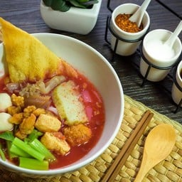 เย็นตาโฟเส้นใหญ่น้ำ