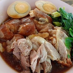ข้าวหมูทอด สาขา1