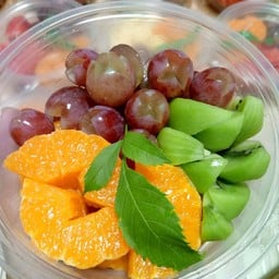 น้ำ&ผลไม้สดพร้อมทาน ร้านทับทิมเตชินี