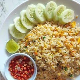 ข้าวผัดติดเกาะ