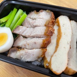 ข้าวหมูกรอบ + หมูยอทอด