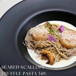 Seared Scallops Truffle Pasta