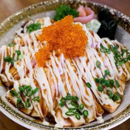 ข้าวหน้าแซลมอนอาบุริมาโยมินิ.