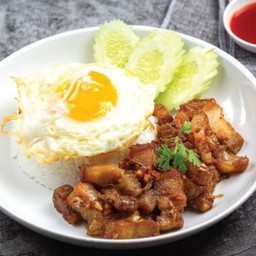 หมูกรอบทอดกระเทียม